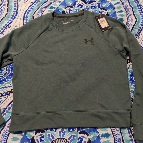 Women's green under Armour crew neck - Picture 1 of 2